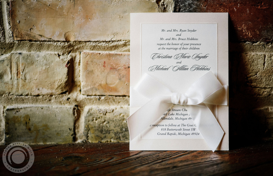 Michael + Christina // Grand Rapids Goei Center Wedding - Kendra  Stanley-Mills Photography