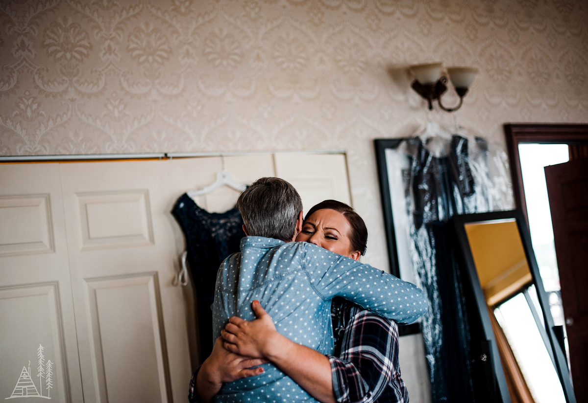 Anna Joel Muskegon Nautical Wedding - Kendra Stanley-Mills Photography