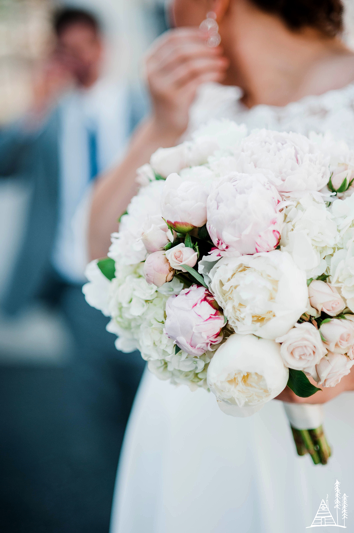 Anna Joel Muskegon Nautical Wedding - Kendra Stanley-Mills Photography