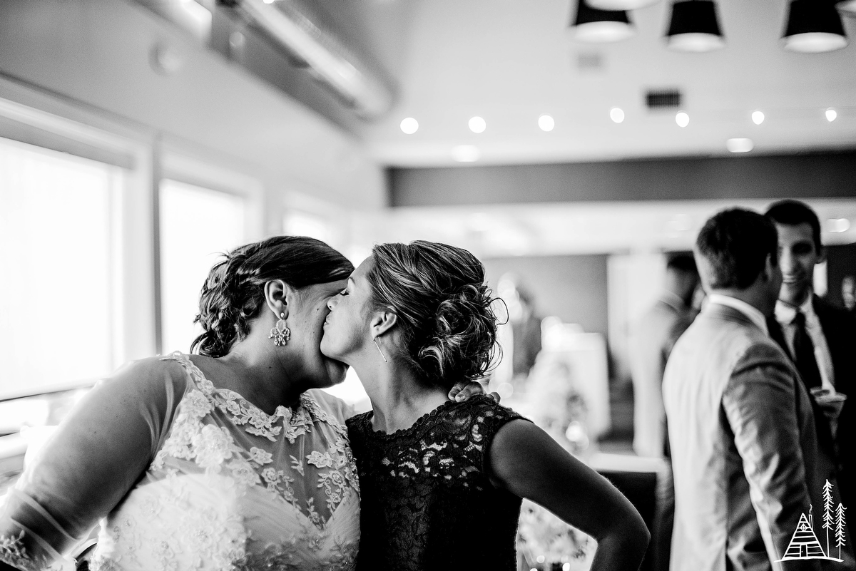 Anna Joel Muskegon Nautical Wedding - Kendra Stanley-Mills Photography