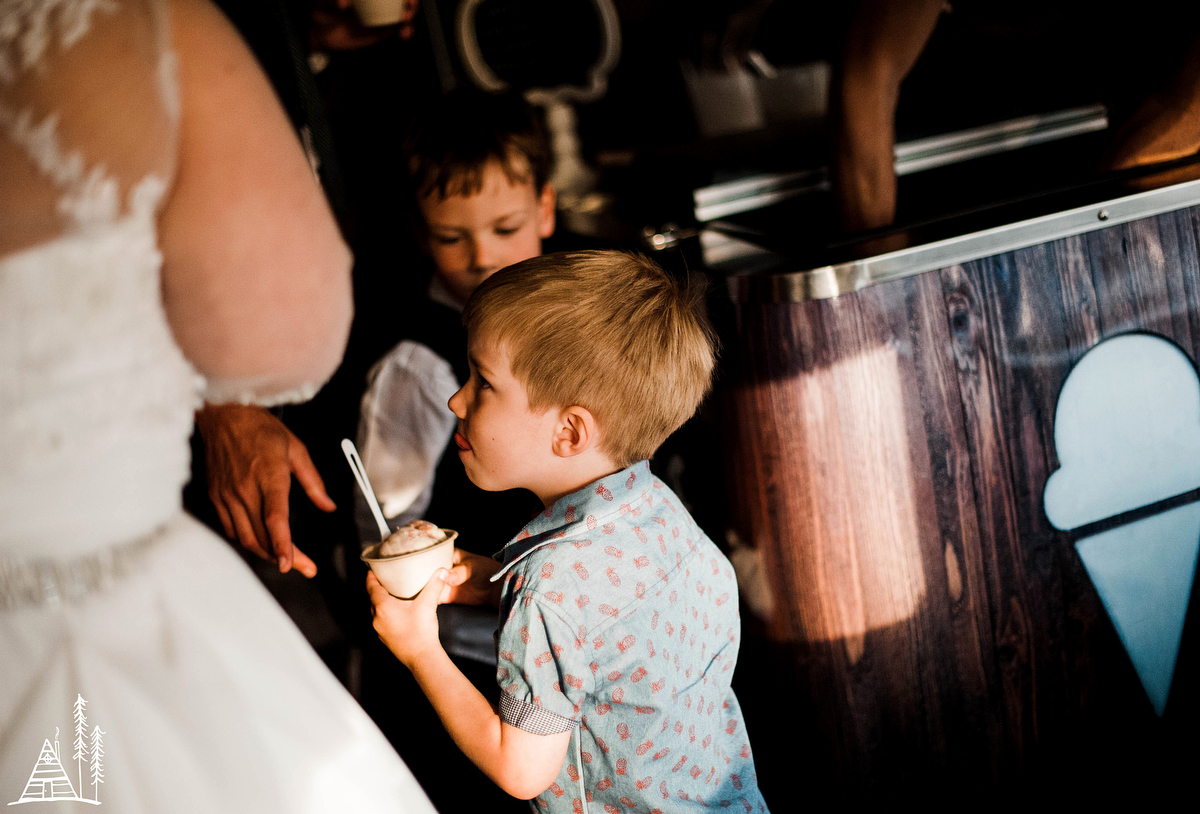 Anna Joel Muskegon Nautical Wedding - Kendra Stanley-Mills Photography