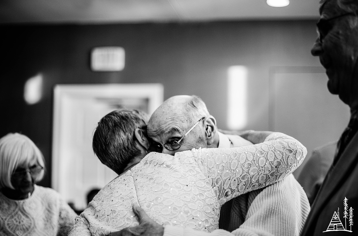 Anna Joel Muskegon Nautical Wedding - Kendra Stanley-Mills Photography