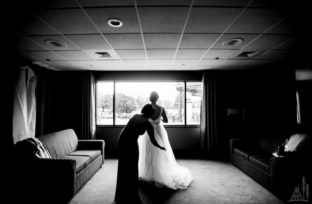 Erik + Molly Spring Lake Country Club Wedding - Kendra Stanley-Mills Photography