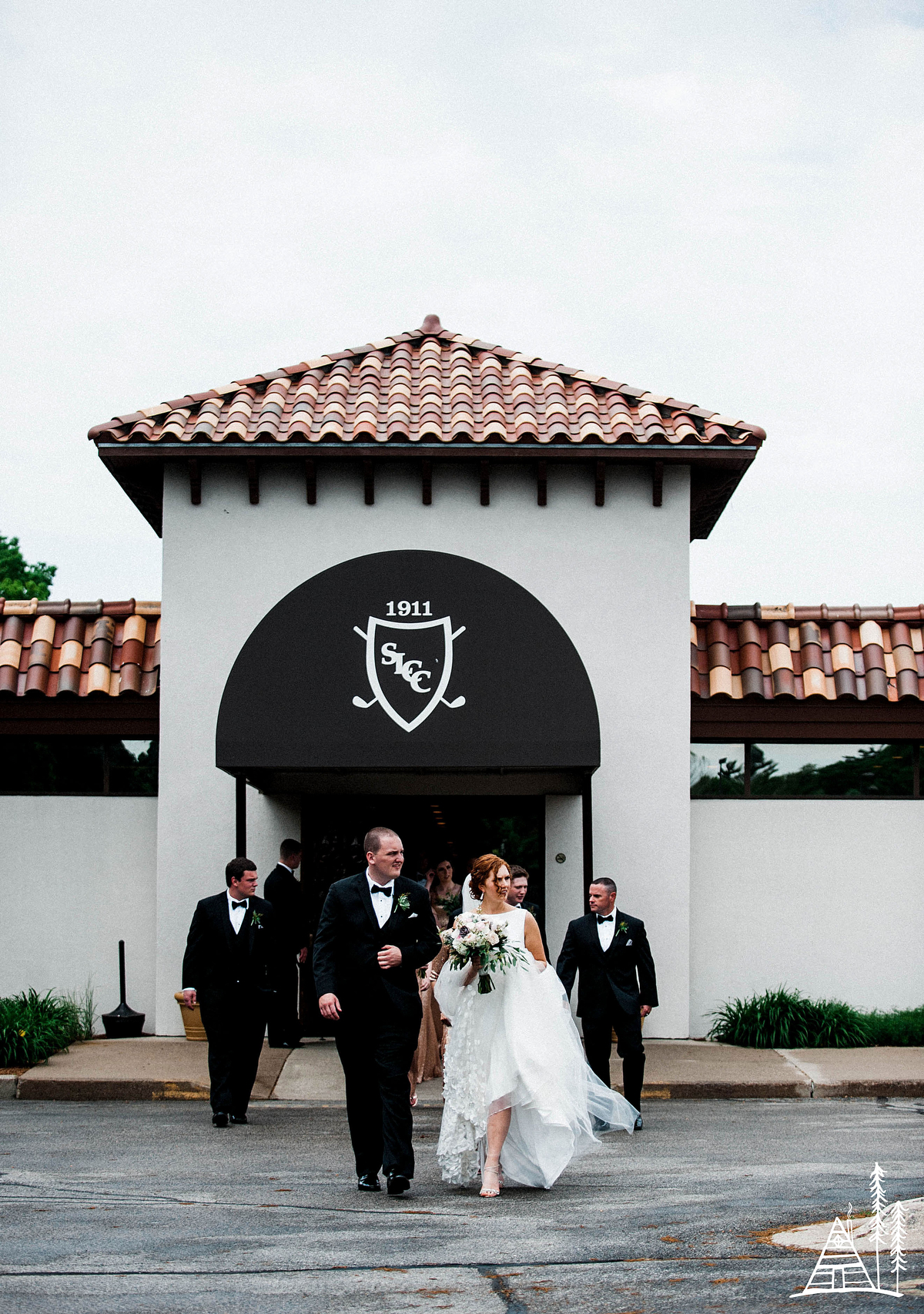 Erik + Molly Spring Lake Country Club Wedding - Kendra Stanley-Mills Photography