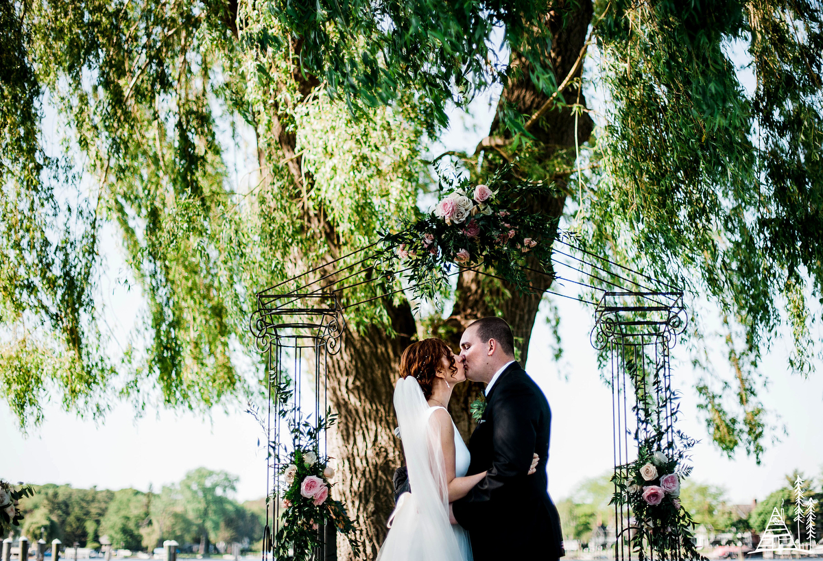 Erik + Molly Spring Lake Country Club Wedding - Kendra Stanley-Mills Photography