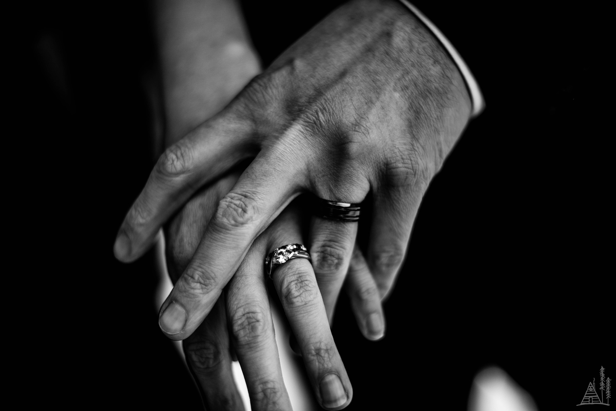 Mike + Jane // Grand Rapids Winter Elopement