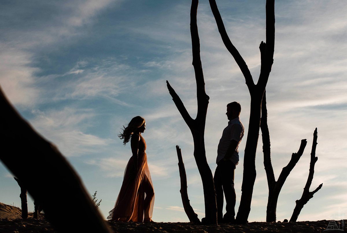 Silver Lake Sand Dune engagement - Kendra Stanley Mills Photography