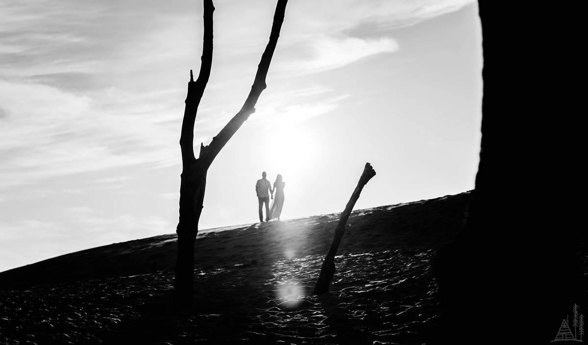 Silver Lake Sand Dune engagement - Kendra Stanley Mills Photography