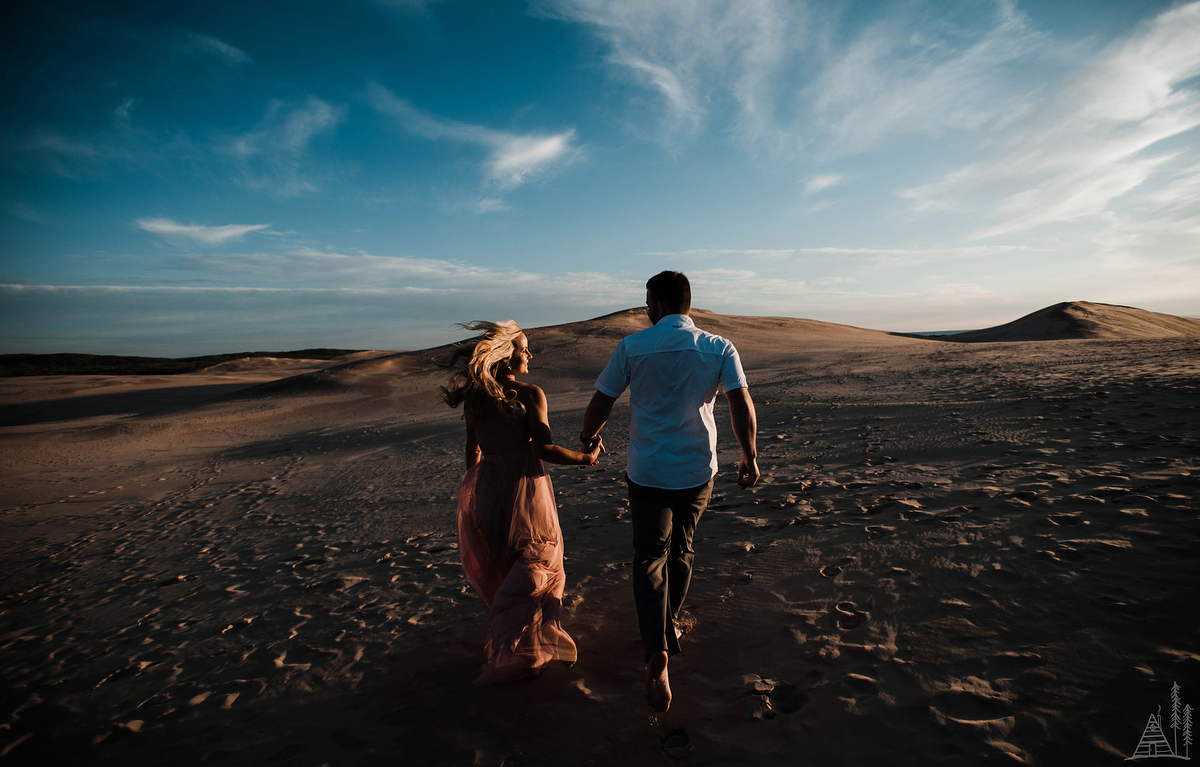 Silver Lake Sand Dune engagement - Kendra Stanley Mills Photography