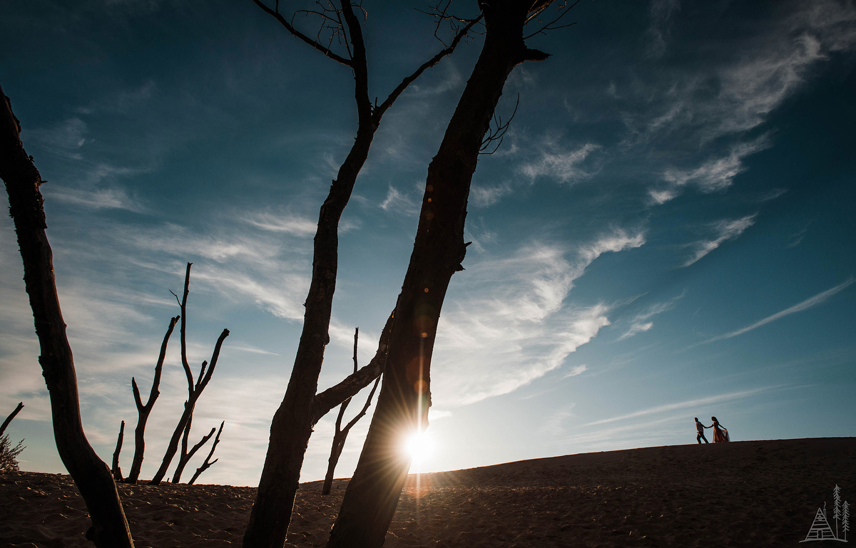 Silver Lake Sand Dune engagement - Kendra Stanley Mills Photography