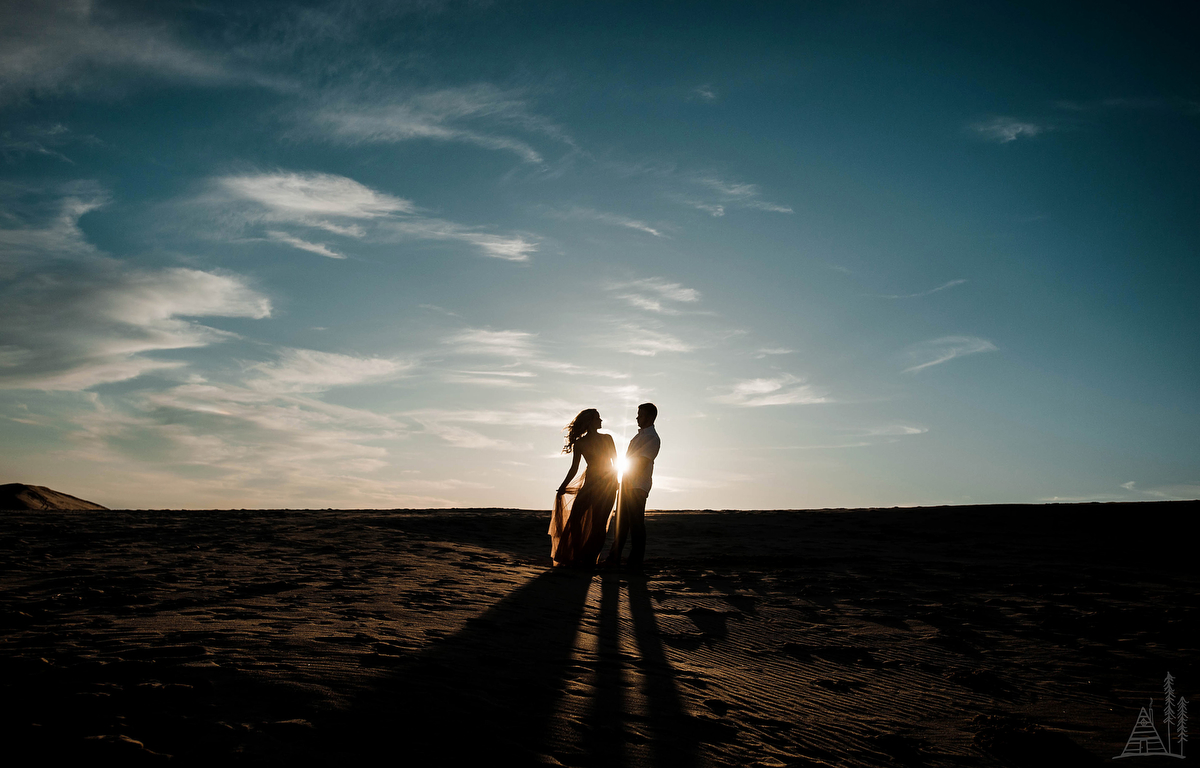 Silver Lake Sand Dune engagement - Kendra Stanley Mills Photography