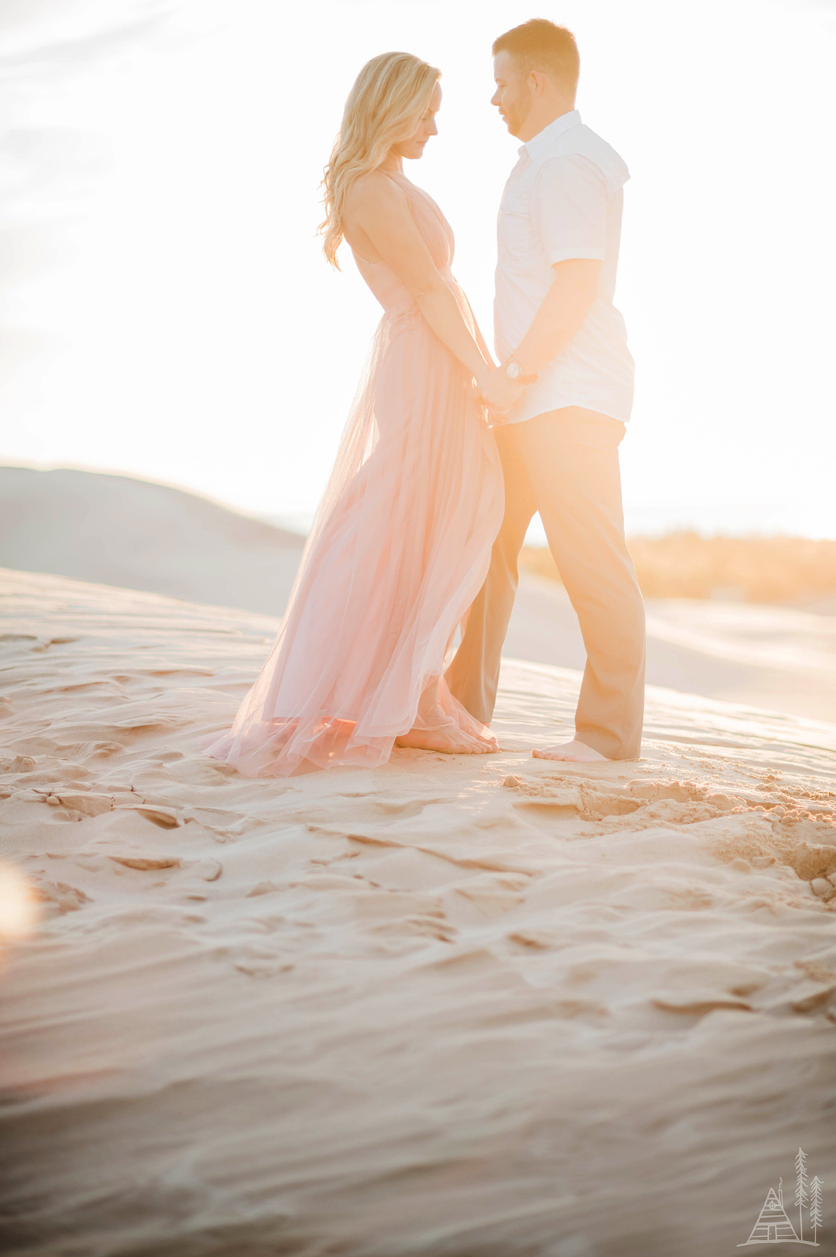 Silver Lake Sand Dune engagement - Kendra Stanley Mills Photography