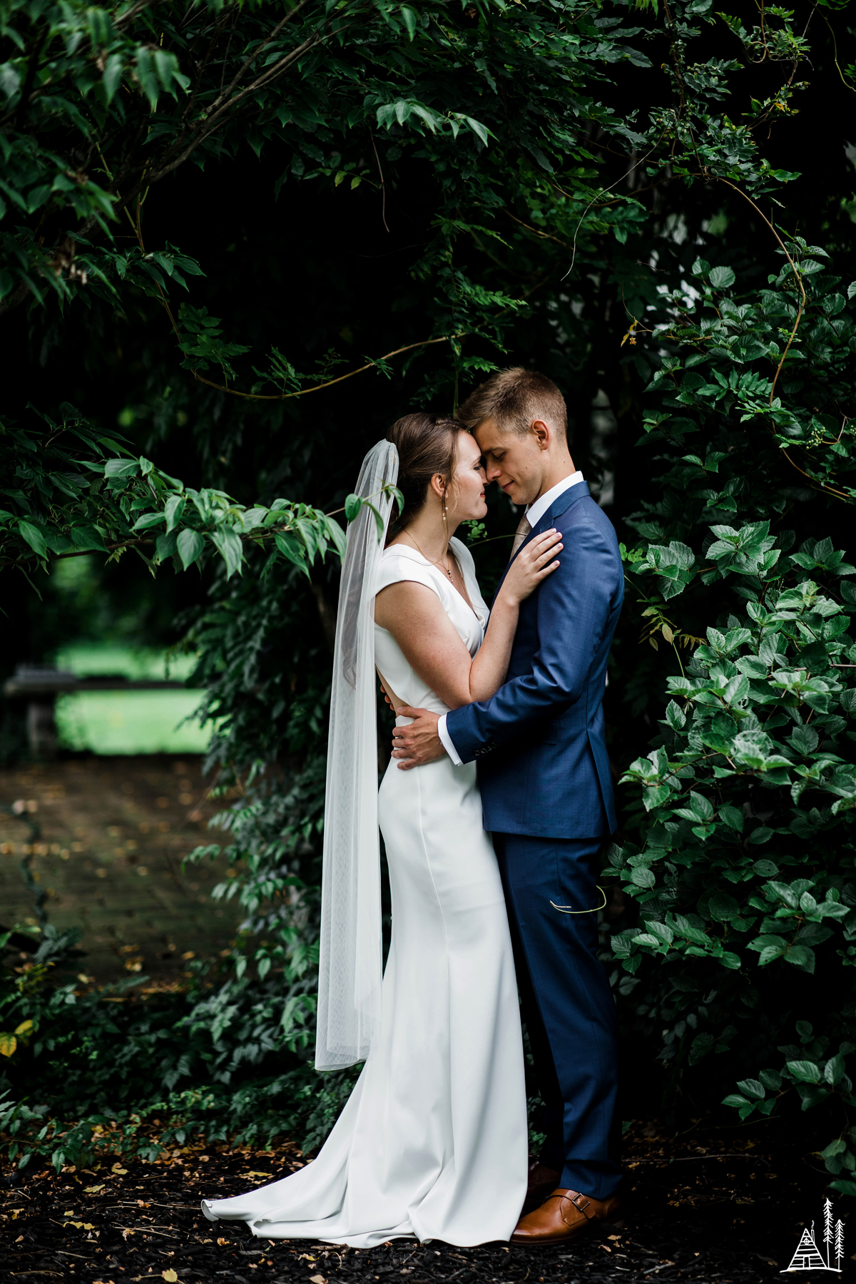 Jessica Jakob Weller's Carriage House Garden Wedding