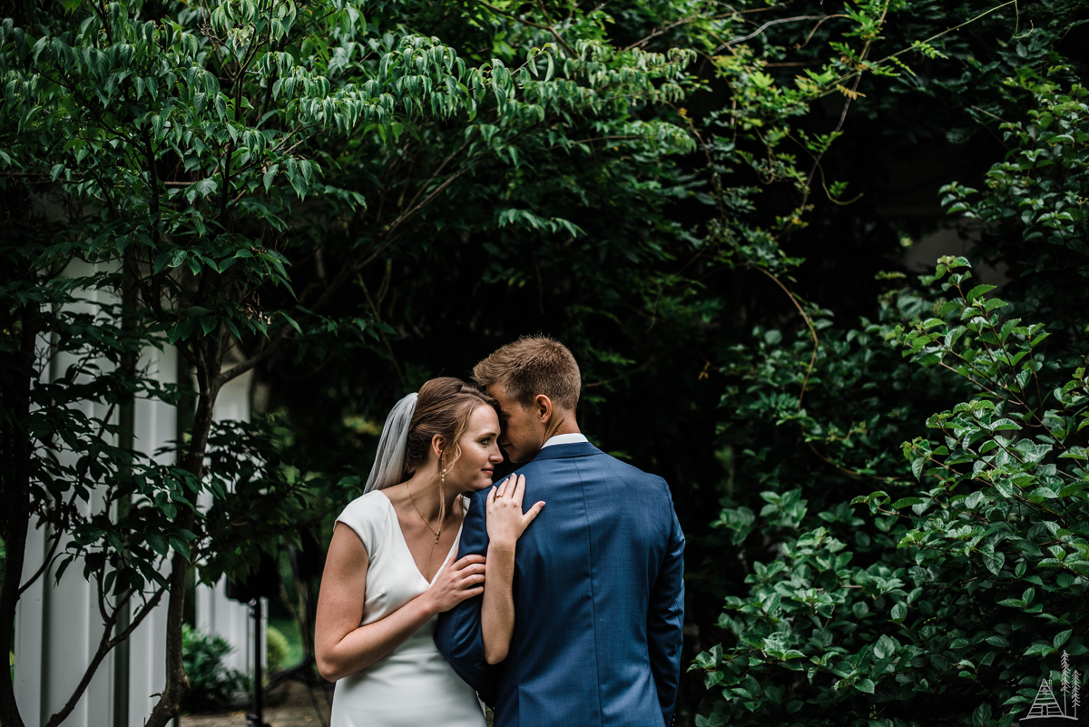 Jessica Jakob Weller's Carriage House Garden Wedding