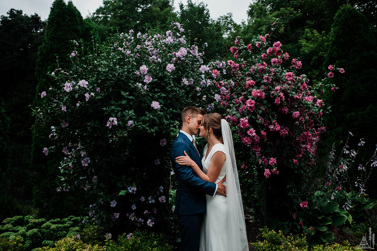 Jessica Jakob Weller's Carriage House Garden Wedding