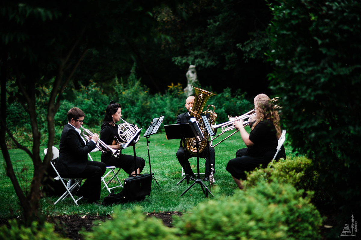 Jessica Jakob Weller's Carriage House Garden Wedding