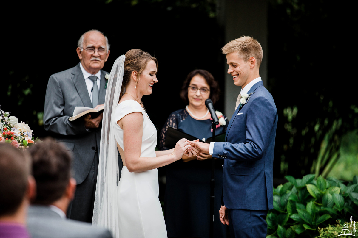 Jessica Jakob Weller's Carriage House Garden Wedding